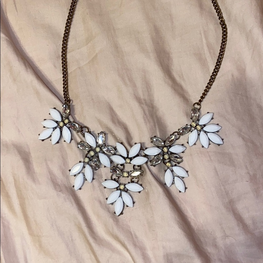 Silver flower necklace